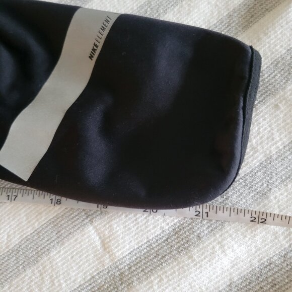 Nike Dri-Fit Element Black Jacket - Picture 13 of 13